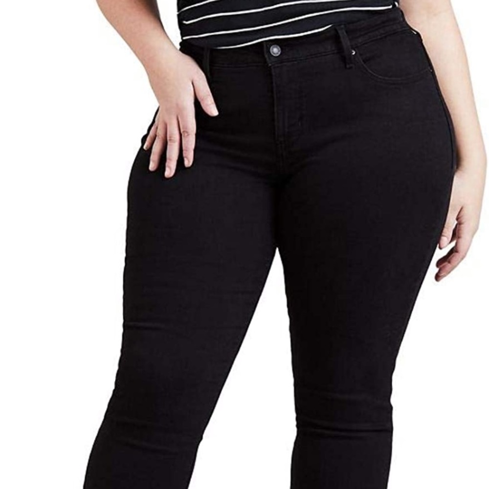 BRAND NEW LEVI shape skinny 311 jeans